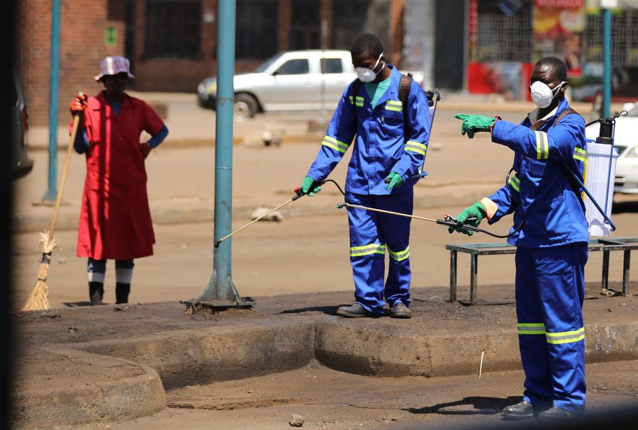 Zimbabwe requires citizens to wear face masks in public spaces Xinhua