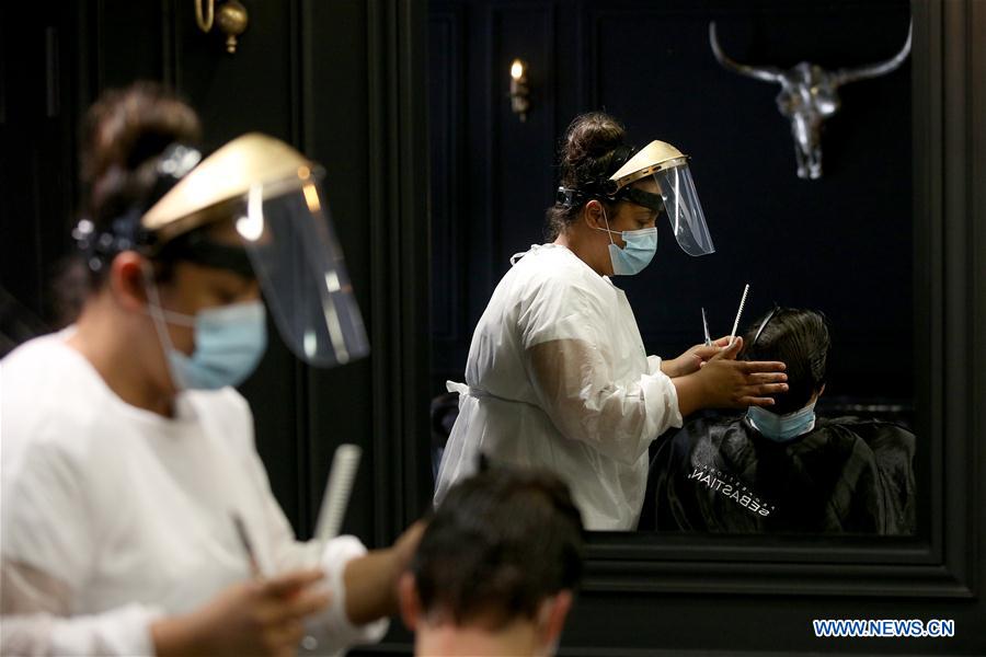 PORTUGAL-LISBON-COVID-19-REOPENING-PHASE ONE