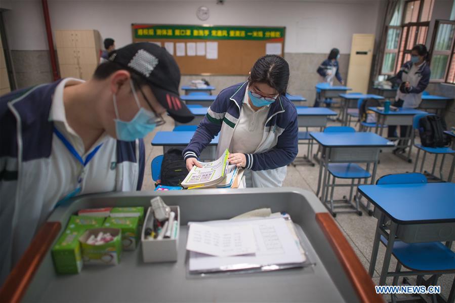 CHINA-WUHAN-COVID-19-GRADUATING STUDENTS-CLASSES RESUMPTION (CN)