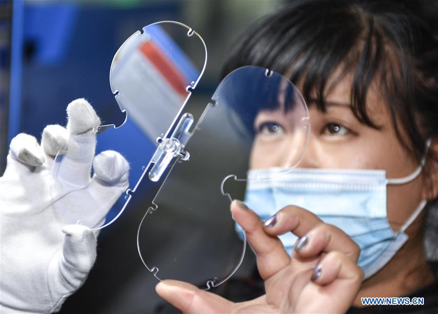 CHINA-JILIN-YANBIAN-PROTECTIVE GOGGLES-PRODUCTION (CN)