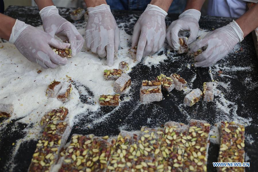 MIDEAST-GAZA-SWEETS