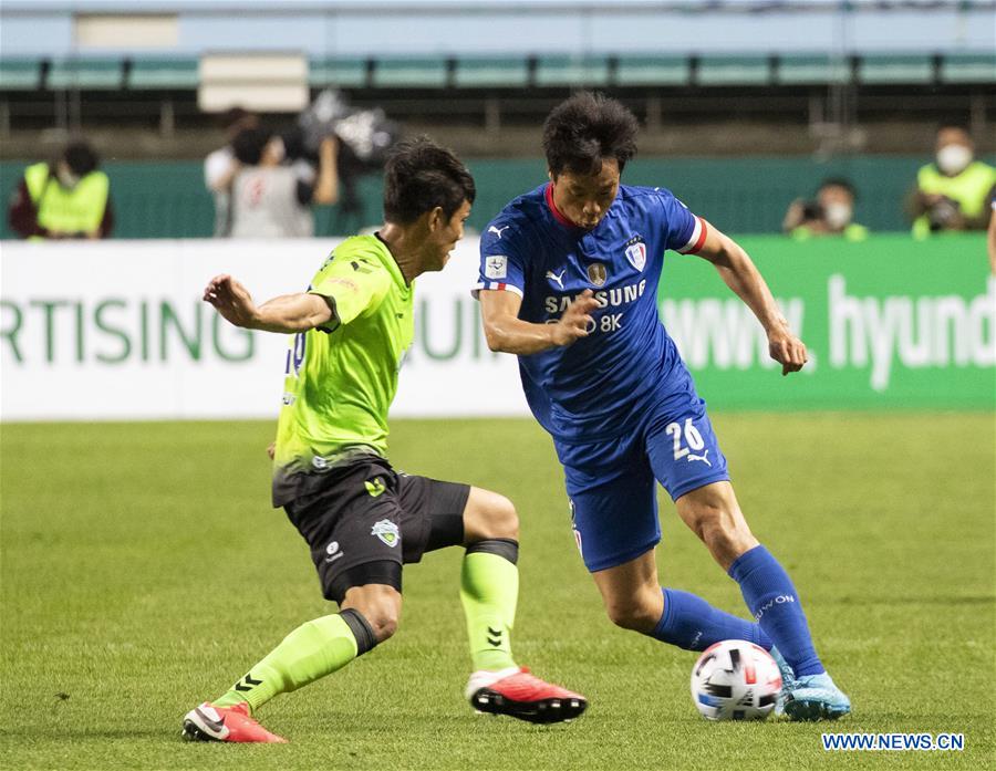 (SP)SOUTH KOREA-JEONJU-FOOTBALL-K LEAGUE 1-JEONBUK HYUNDAI MOTORS VS SUWON SAMSUNG BLUEWINGS