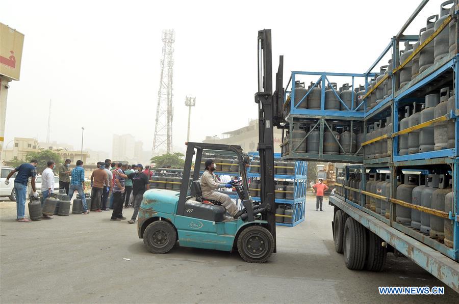 KUWAIT-HAWALLI GOVERNORATE-COVID-19-FULL CURFEW-GAS-STOCKING UP