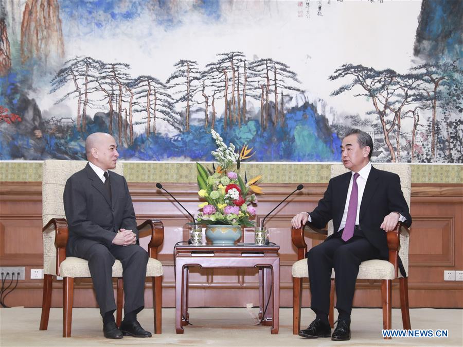 CHINA-BEIJING-FM-CAMBODIAN KING-VISIT (CN)