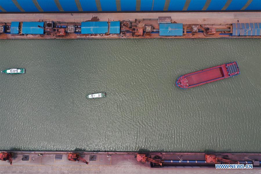CHINA-JIANGSU-YANGTZE RIVER-ELECTRIC CARGO SHIP (CN)