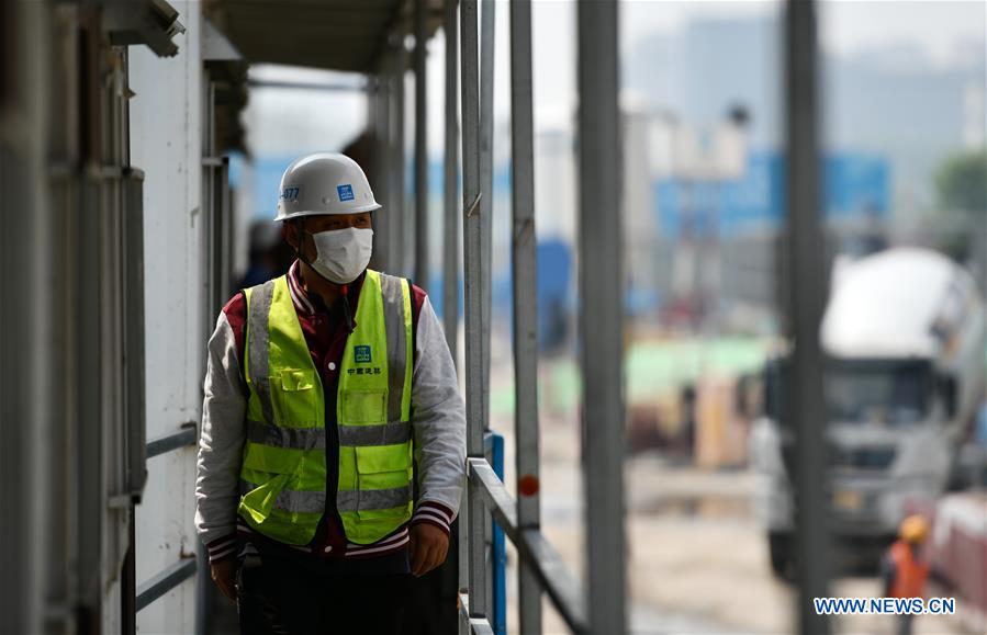 CHINA-TIANJIN-ENGINEER-WUHAN-EXPERIENCE