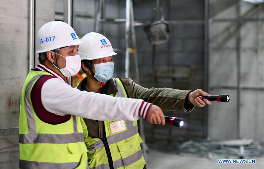 CHINA-TIANJIN-ENGINEER-WUHAN-EXPERIENCE