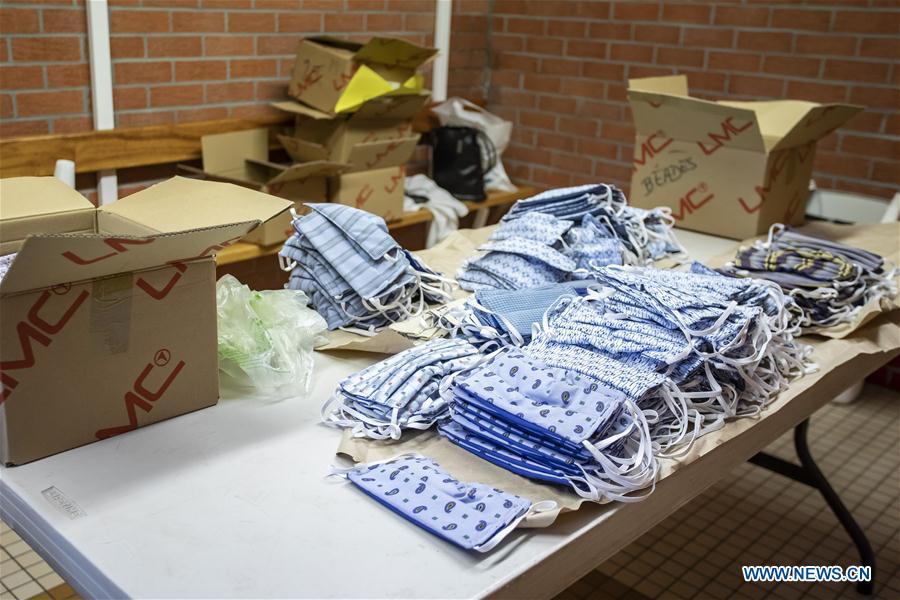 FRANCE-MARQUETTE-LEZ-LILLE-MASK-DISTRIBUTION