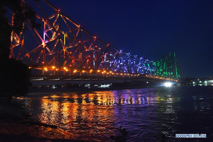 INDIA-KOLKATA-COVID-19