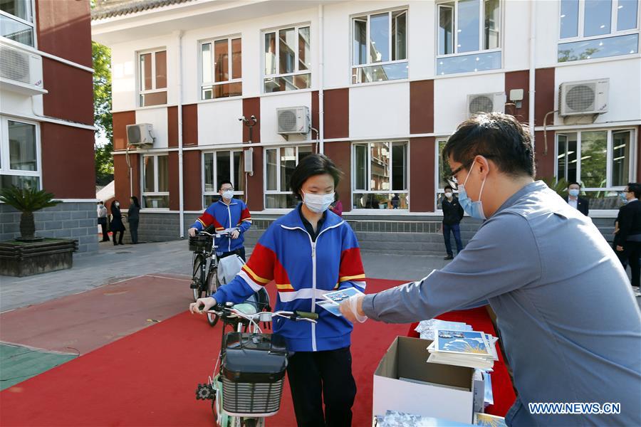 #CHINA-BEIJING-COVID-19-SCHOOL-FINAL YEAR STUDENTS-RESUMPTION (CN)