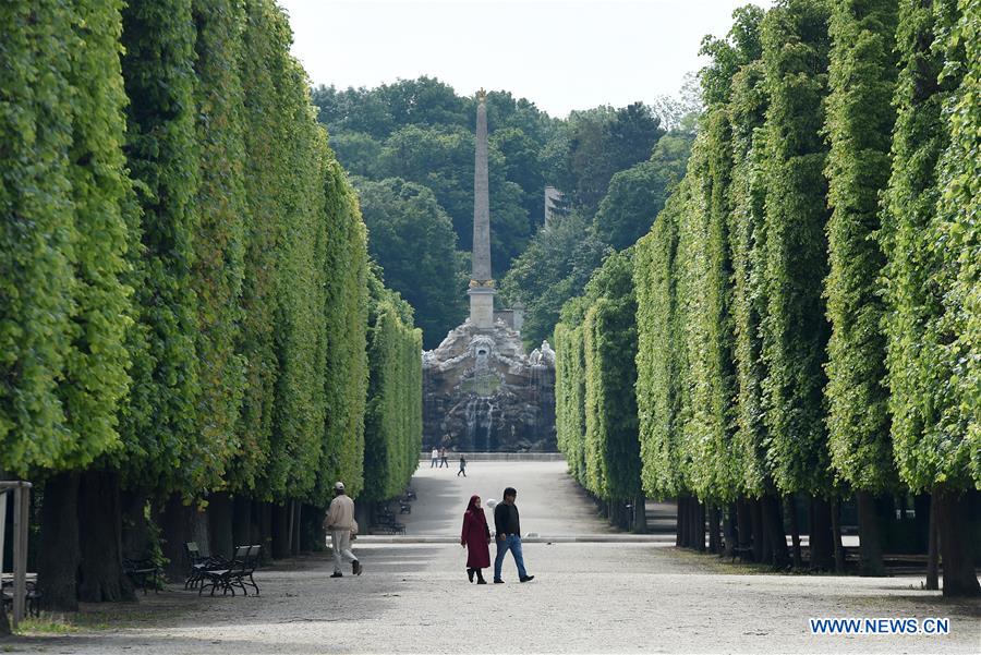 Vienna's Schonbrunn Palace reopens after COVID19 restrictions ease