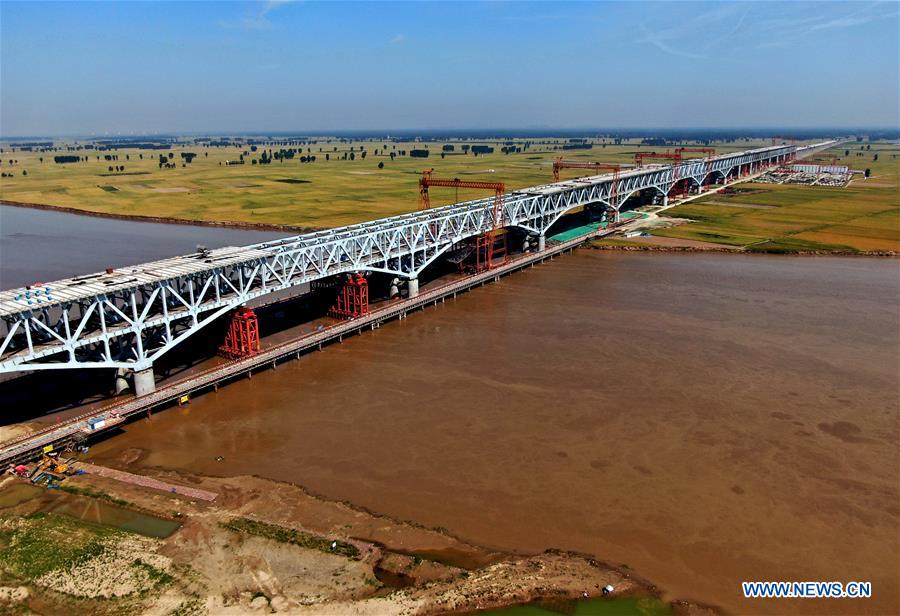 CHINA-ZHENGZHOU-JINAN-RAILWAY-BRIDGE-CONSTRUCTION (CN)