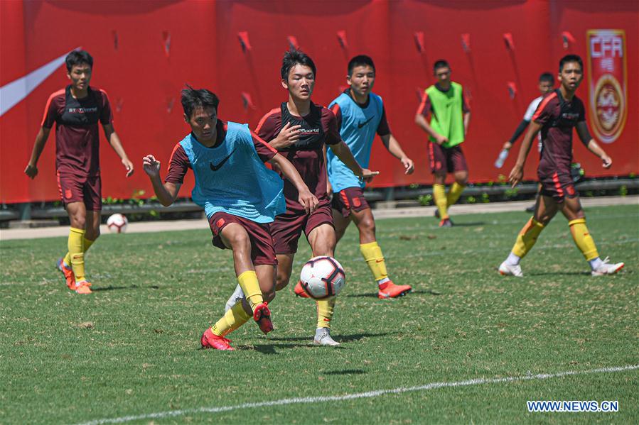 (SP)CHINA-HAIKOU-FOOTBALL-CHINA U16 MEN'S TEAM-TRAINING (CN)