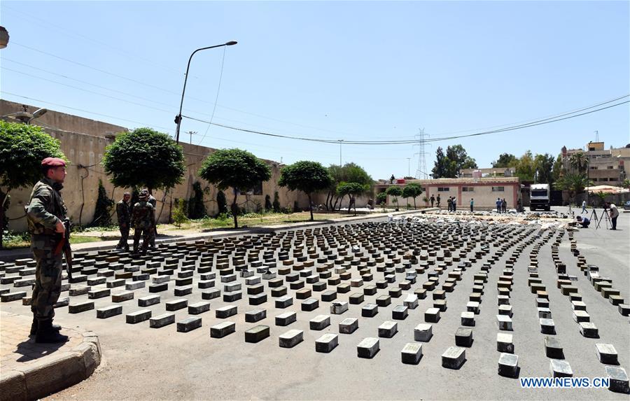 SYRIA-DAMASCUS-CONFISCATED WEAPONS