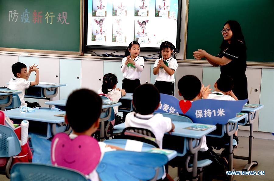 CHINA-SHANGHAI-SCHOOL-REOPENING (CN)