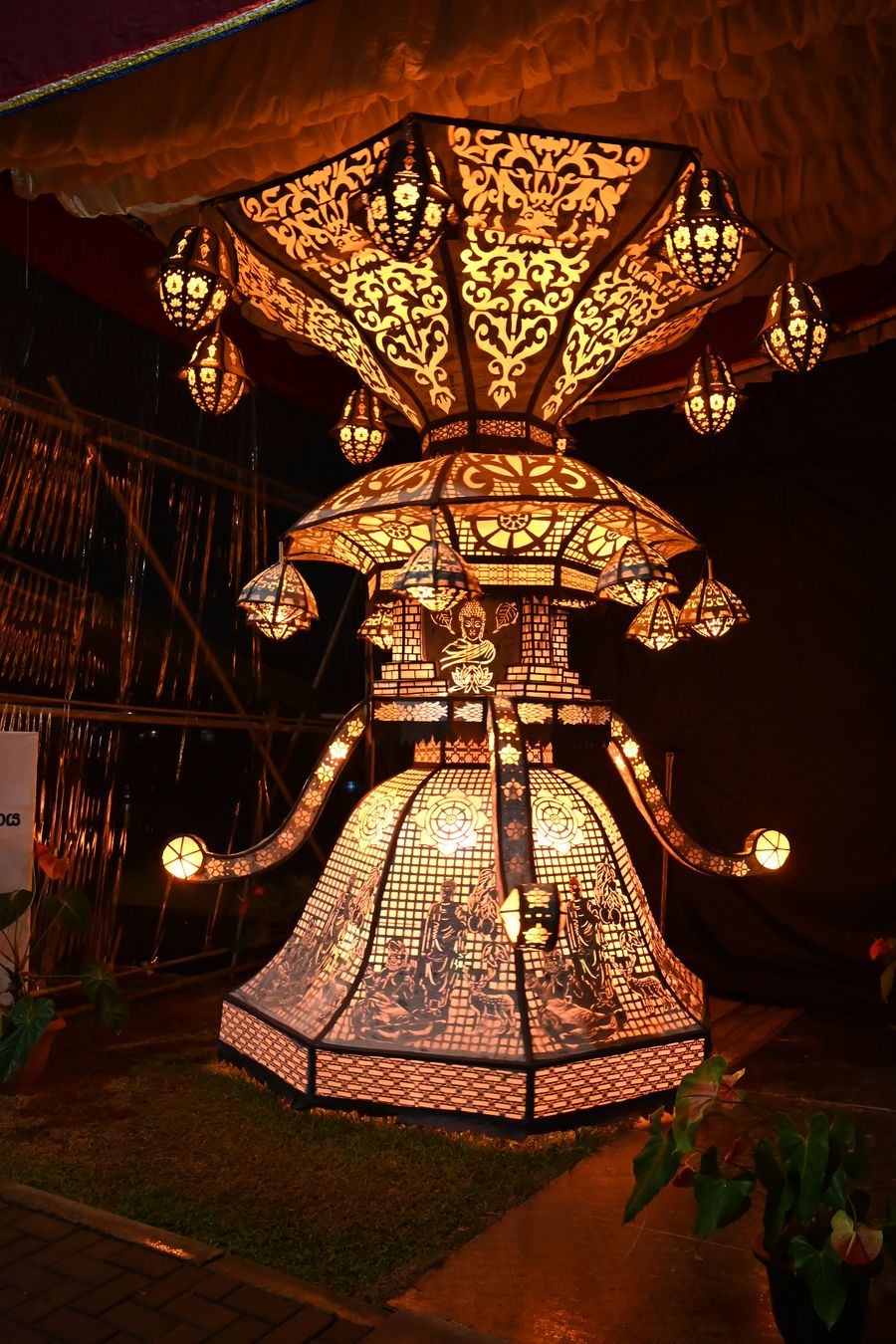 Asia Album Lantern display held to celebrate Poson Full Moon day in