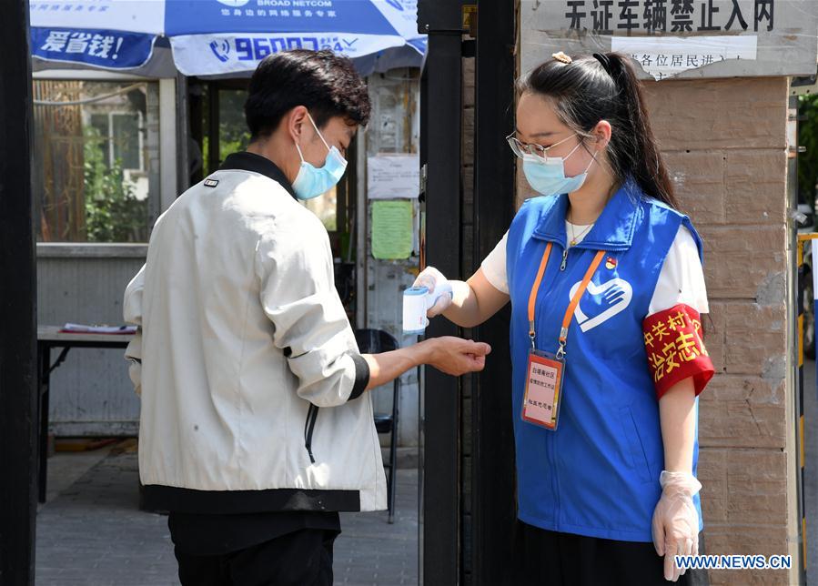 CHINA-BEIJING-COVID-19-MEDICAL WORKERS AND VOLUNTEERS (CN)