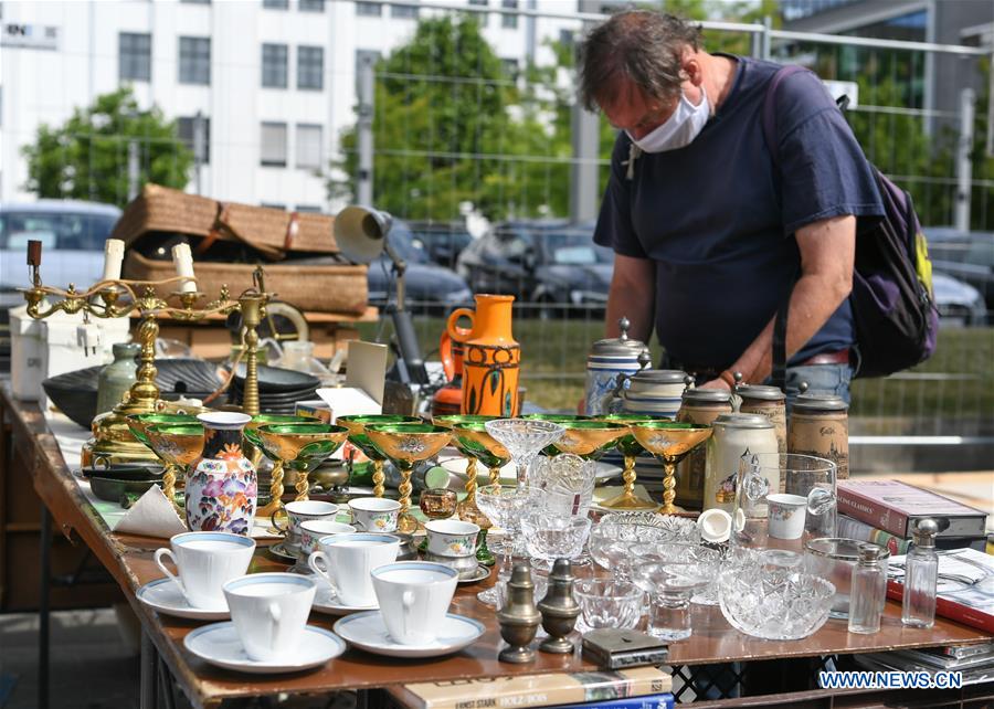 Flea Market reopens in Frankfurt, Germany Xinhua English.news.cn