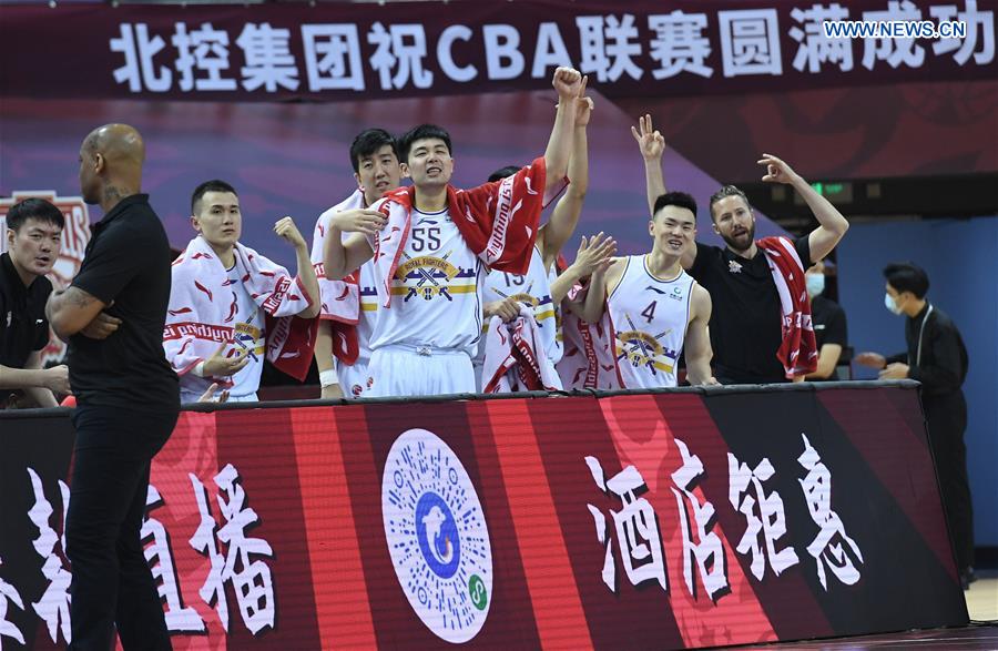(SP)CHINA-QINGDAO-BASKETBALL-CBA LEAGUE-BEIJING VS GUANGZHOU (CN)