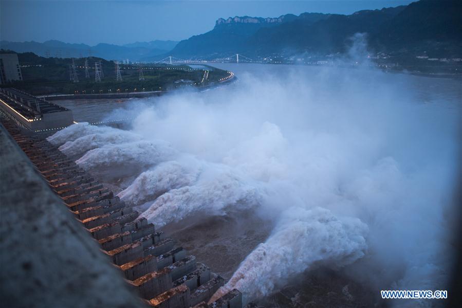 CHINA-HUBEI-YANGTZE RIVER-THREE GORGES DAM-FLOODWATER-DISCHARGE (CN)