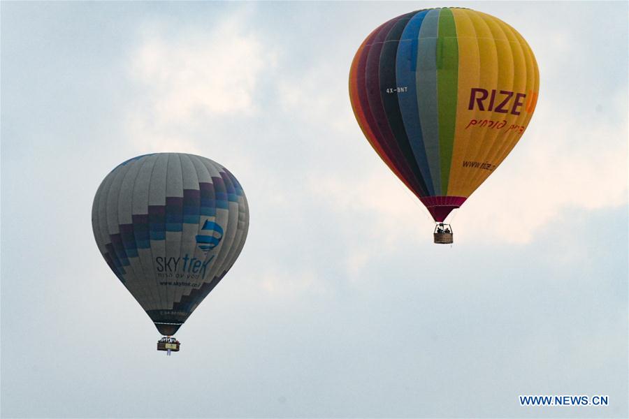 Hot air balloons take off for 1st time from Israel's int'l airport