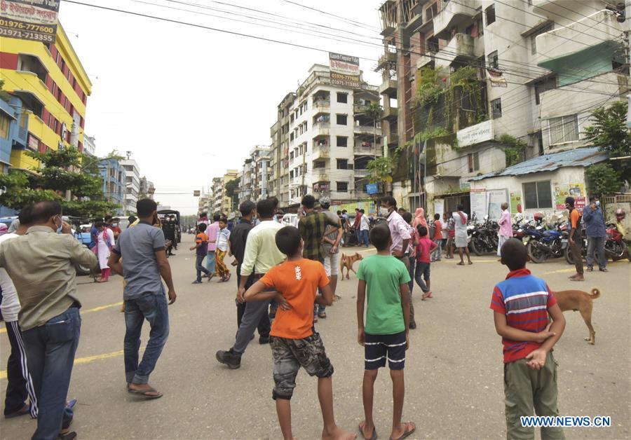 BANGLADESH-DHAKA-POLICE STATION-EXPLOSION