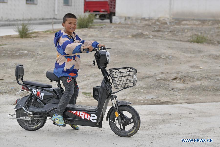 CHINA-TIBET-DAMXUNG-RELOCATION-POVERTY RELIEF (CN)