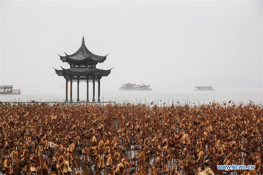 (ZhejiangPictorial) CHINA-ZHEJIANG-HANGZHOU-WEST LAKE-WINTER (CN)