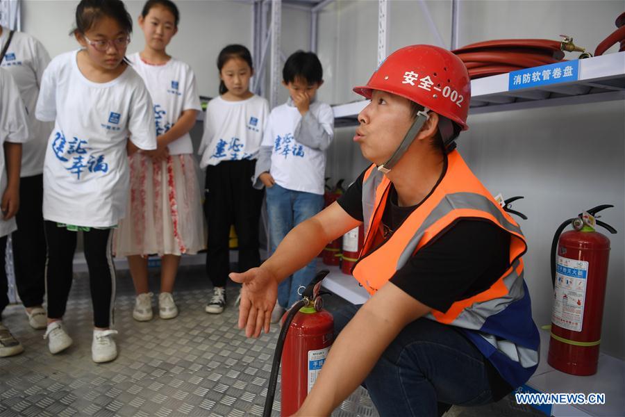 CHINA-GANSU-LANZHOU-LEFT-BEHIND CHILDREN-SAFETY KNOWLEDGE EDUCATION (CN)