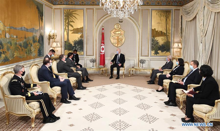 TUNISIA-TUNIS-PRESIDENT-U.S.-DEFENSE SECRETARY-MEETING