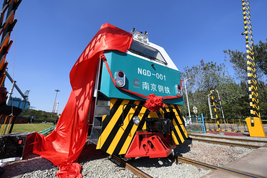 electric cargo train