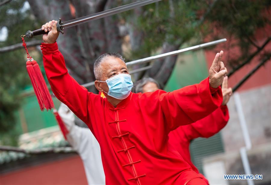(PORTRAITS)CHINA-CHONGYANG FESTIVAL-LIFE OF THE ELDERLY(CN)