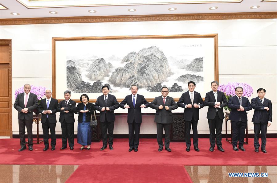 CHINA-BEIJING-WANG YI-ASEAN DIPLOMATIC ENVOYS-MEETING (CN)