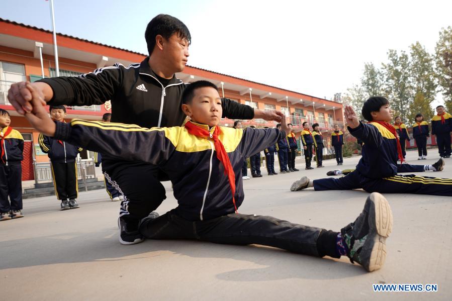 Martial arts scheduled into curriculums in Julu County, Hebei Xinhua