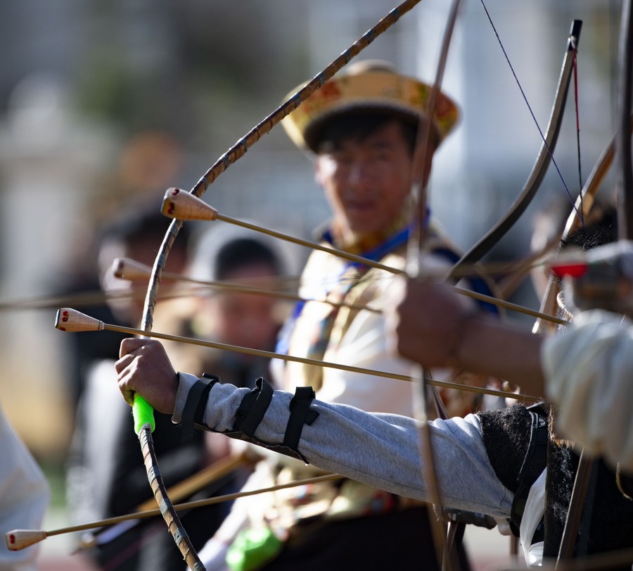(InTibet) Traditional archery competition celebrating Gongbo New Year