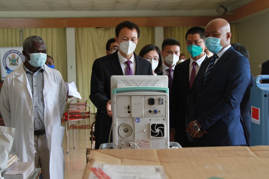 China donates medical equipment to Zimbabwe's largest hospital Xinhua
