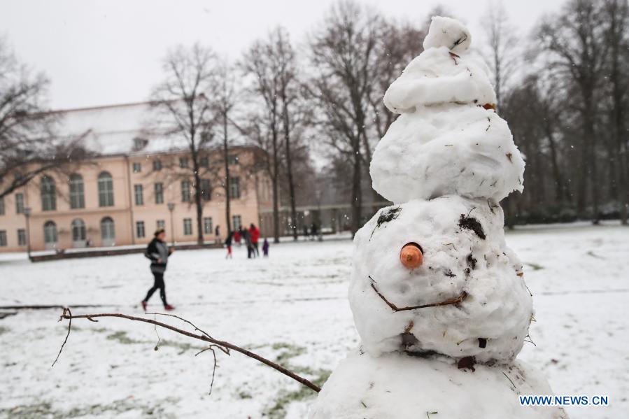 Winter scenery at snowcovered park in Berlin Xinhua English.news.cn