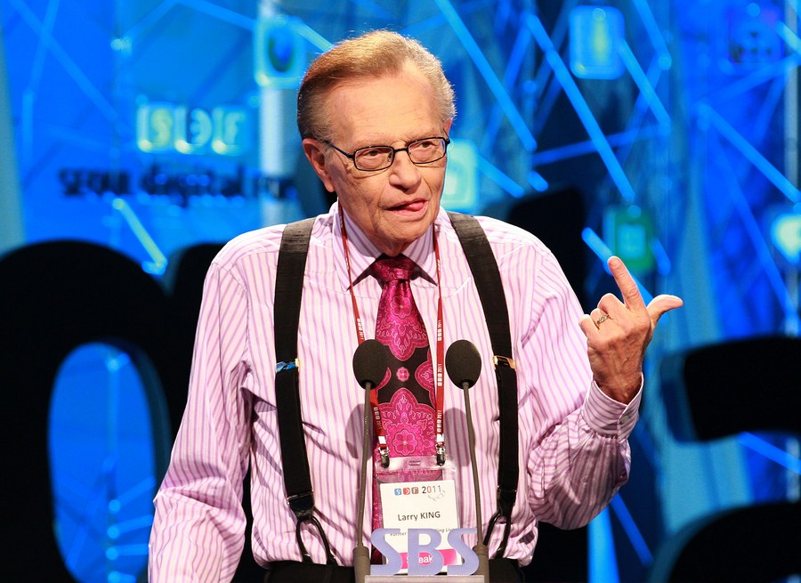 Larry King, veteran talk show host, has died at 87 - CBS News