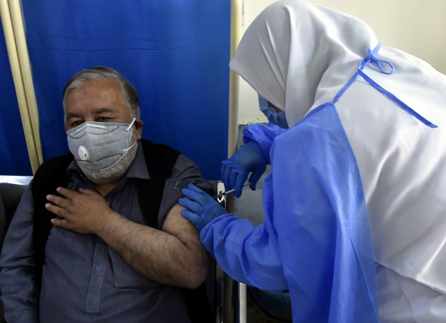 Pakistan begins inoculating elderly people against COVID-19