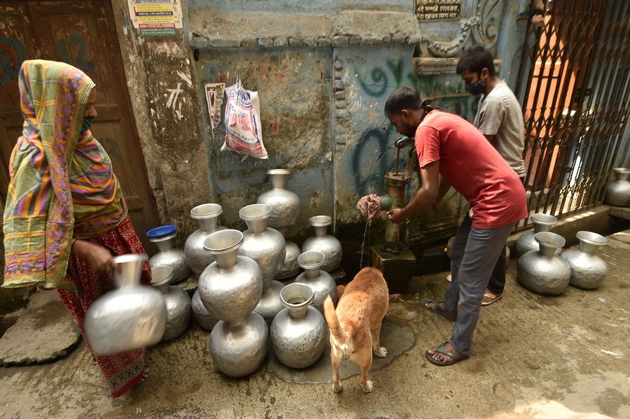 Asia Album Water scarcity in Bangladesh's capital Dhaka Xinhua English.news.cn