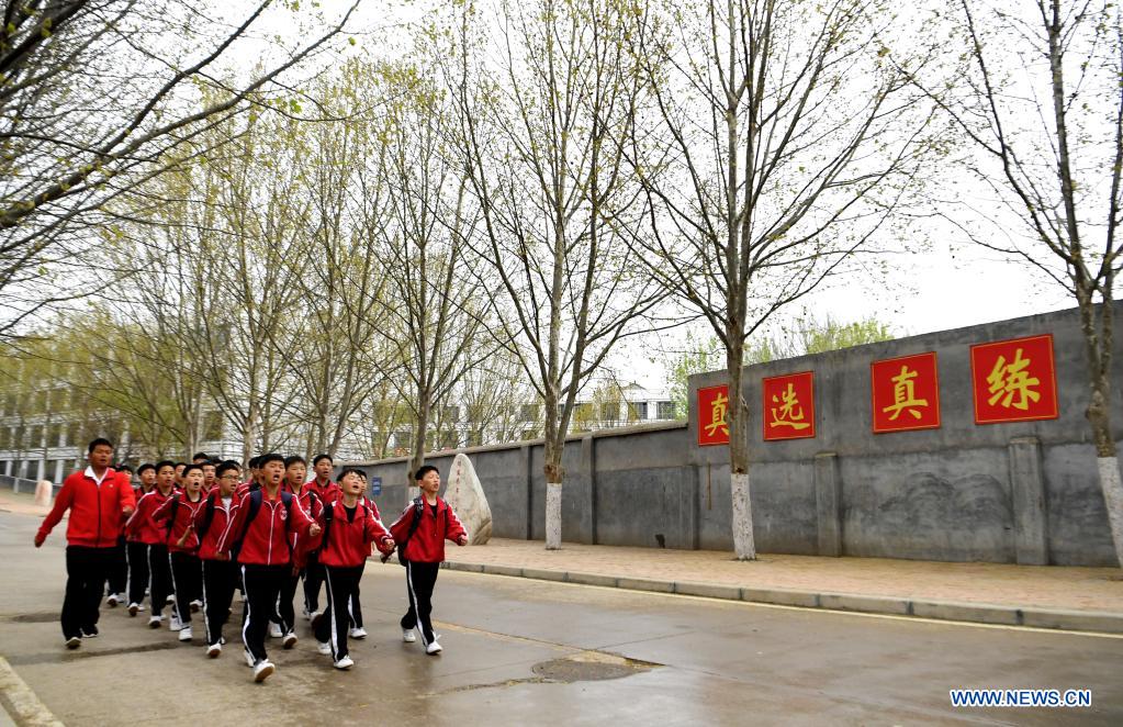 China's martial arts school builds ice hockey team Xinhua English