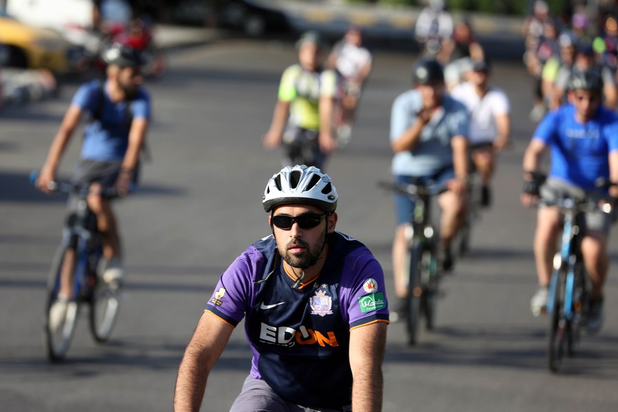 Iraq holds cycling marathon 
