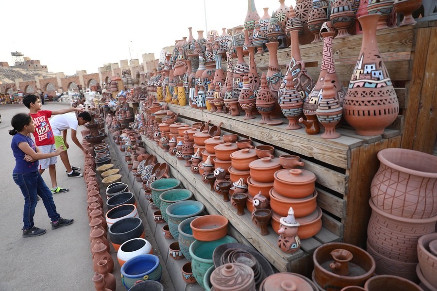 Mideast in Pictures A tour of Fustat Pottery City in Cairo Xinhua
