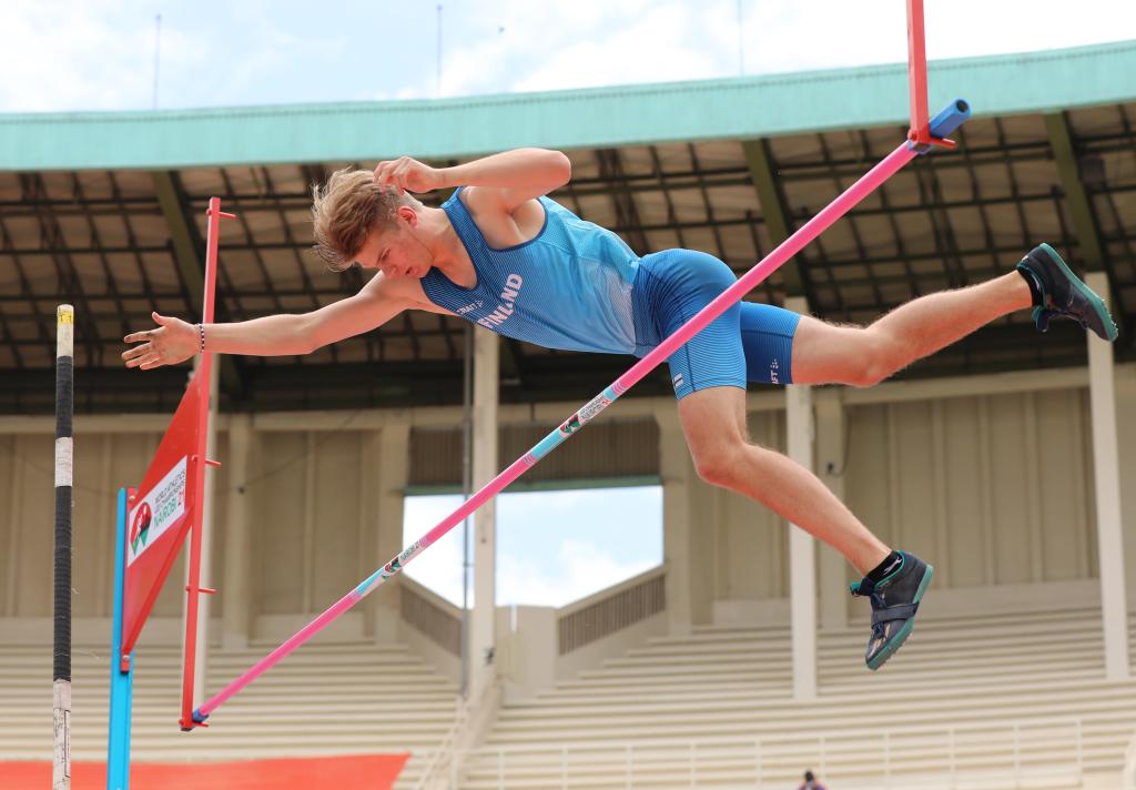 Watch Decathlon: Pole Vault A