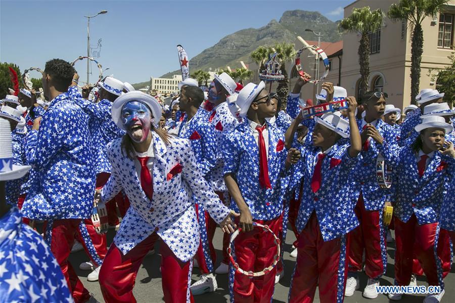 SOUTH AFRICA-CAPE TOWN-MINSTREL PARADE-CELEBRATION