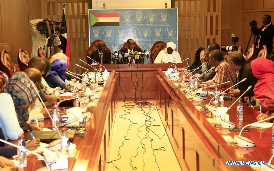 SUDAN-KHARTOUM-FM-CENTRAL AFRICAN REPUBLIC-PEACE TALKS-PRESS CONFERENCE
