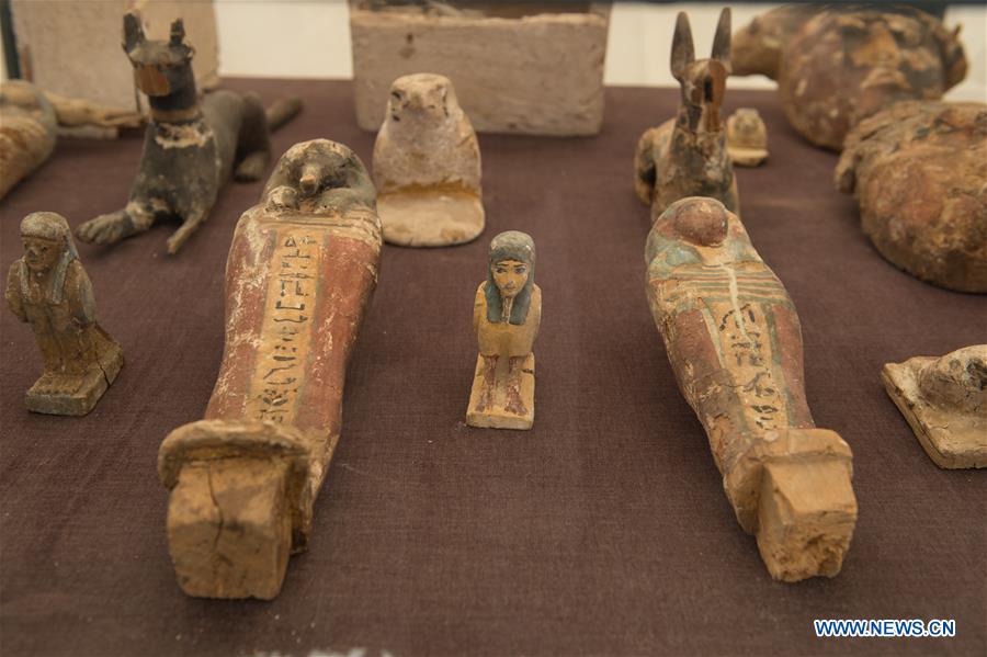 EGYPT-LUXOR-TOMB-DISCOVERY