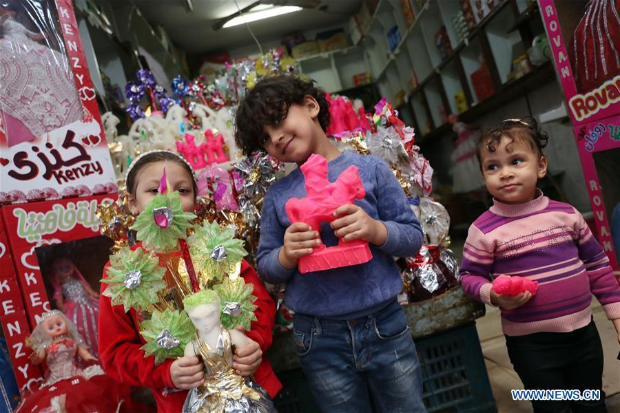 EGYPT-TANTA-TRADITIONAL SUGAR CANDY