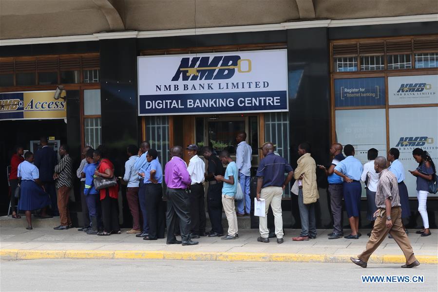 ZIMBABWE-HARARE-NEW BANK NOTES