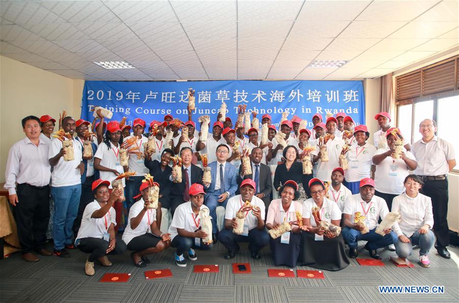 RWANDA-KIGALI-CHINA-JUNCAO TECHNOLOGY-TRAINING COURSE-CLOSING CEREMONY